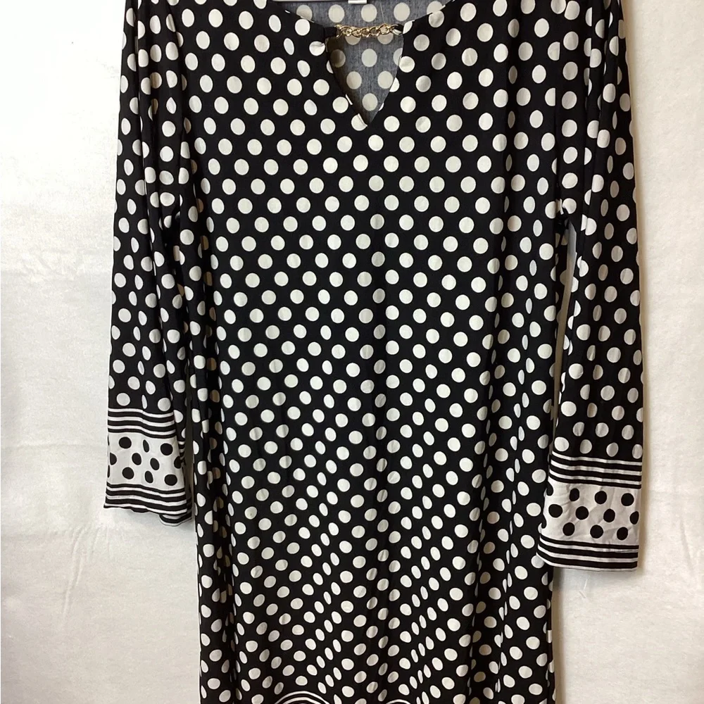Hanni women’s dress casual size L  new without tags.           (O ) - Picture 2 of 5